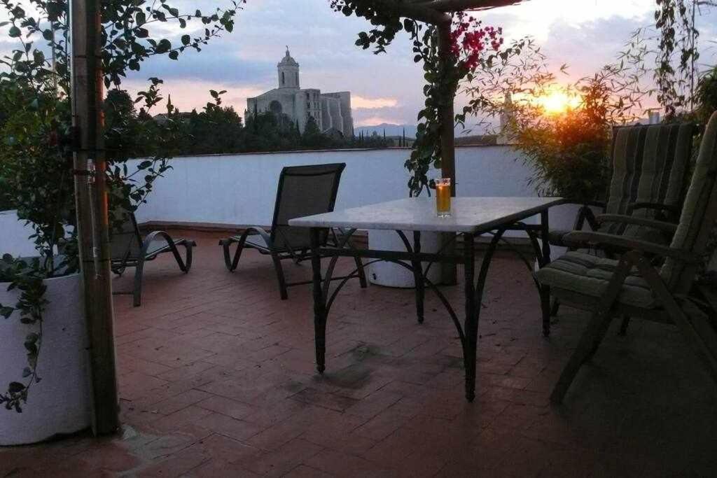 Apartamento Con Increibles Vistas Y Terraza Girona Zewnętrze zdjęcie