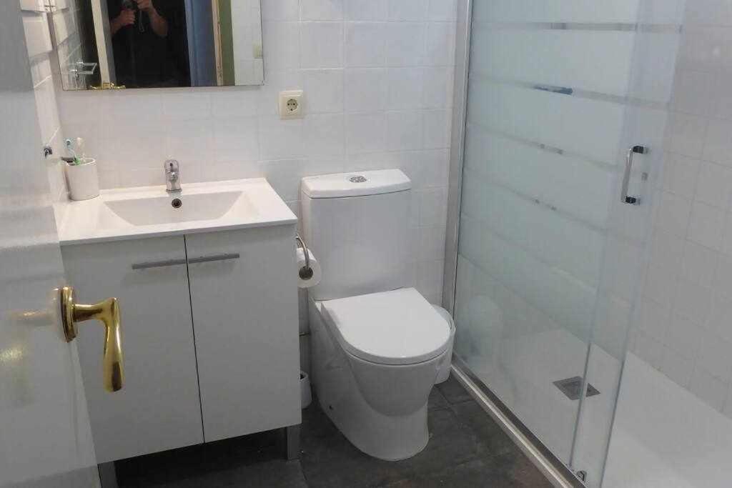 Apartamento Con Increibles Vistas Y Terraza Girona Zewnętrze zdjęcie